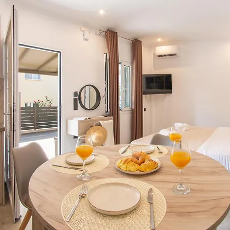 Aetheria Luxury Living Lefkada Aparthotel 3*